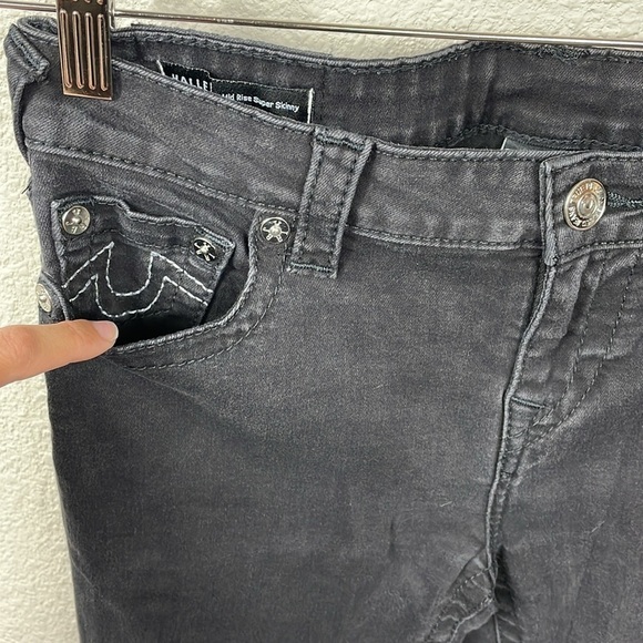 True Religion Halle Mid Rise Super Skinny Jeans Black Wash Horseshoe Stitch 29 - Picture 3 of 13